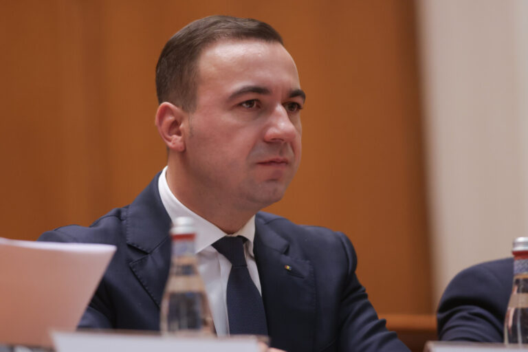 Bogdan Ivan: Una dintre principalele priorităţi este să investim în capacităţi de stocare a energiei electrice