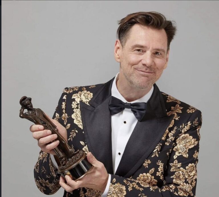 Jim Carrey va primi un César onorific