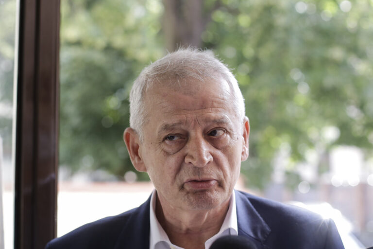 Sorin Oprescu cere să rămână în Grecia şi să nu fie extrădat în România / Fostul primar al Capitalei a fost plasat sub control judiciar