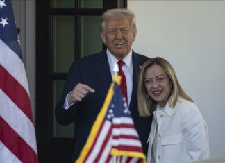 Trump spune că Meloni este o „persoană drăguță”, dar „a făcut o greșeală”