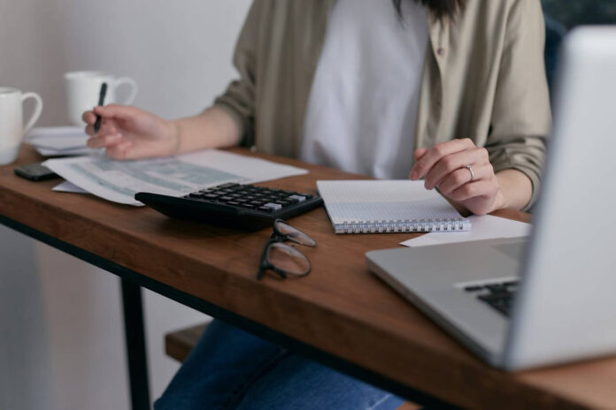 Top 5 motive să optezi pentru un credit rapid online în situații de urgență Sursa foto: Pexels.com