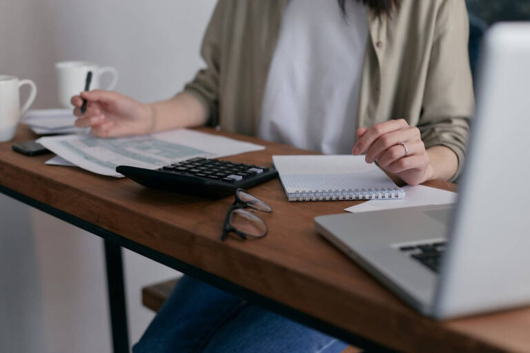 Top 5 motive să optezi pentru un credit rapid online în situații de urgență