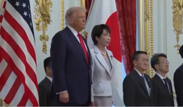 VIDEO | Trump a avut parte de o primire imperială în Japonia înainte de întrevederea cu noul premier nipon