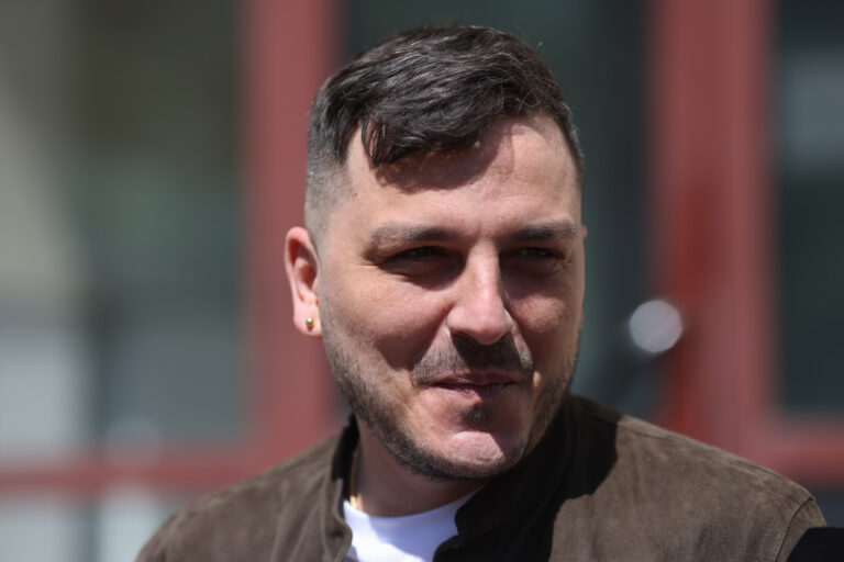 Influencerul Makaveli își retrage candidatura la Primăria Capitalei în favoarea Ancăi Alexandrescu