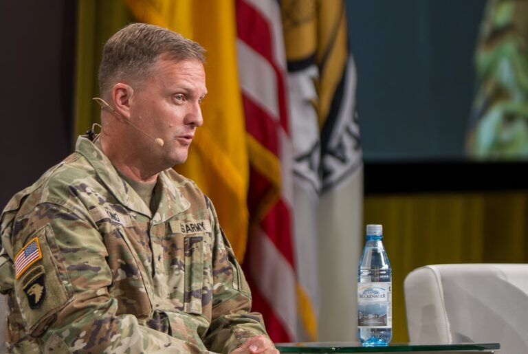 Generalul american Curtis King: Vom continua să ne menţinem angajamentul şi să asistăm apărarea colectivă, deoarece facem parte din NATO împreună cu România