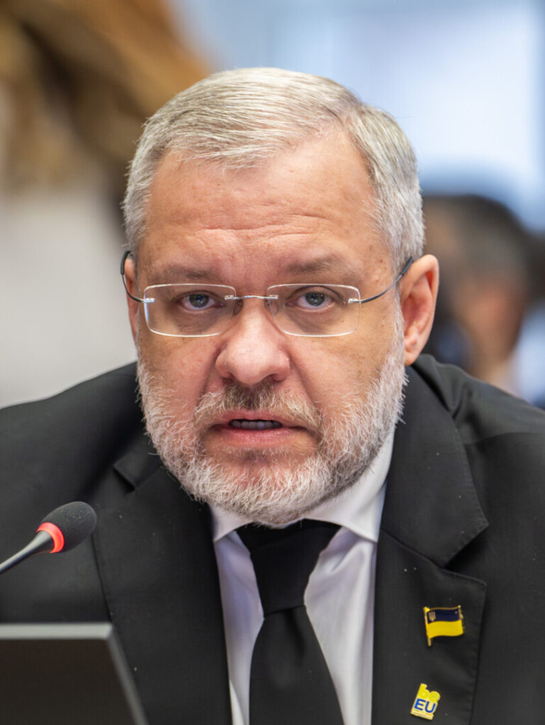Scandal masiv de corupție la Kiev. Ministrul Justiției din Ucraina, suspendat