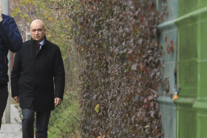 Mihai Barbu a demisionat de la conducerea Autorității pentru Reformă Feroviară / Liberalul a fost plasat sub control judiciar de DNA pentru trafic de influență