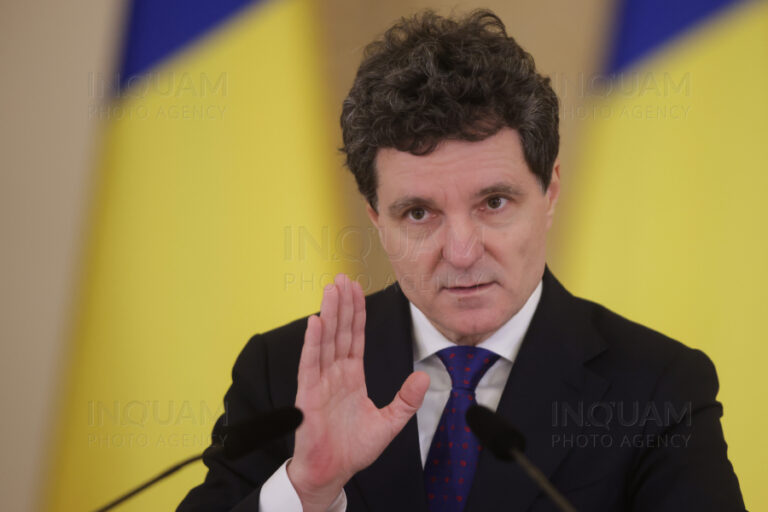 Nicuşor Dan: Un guvern minoritar, puţin probabil. Am discutat cu liderii coaliţiei; nu există lucruri care să ne îngrijoreze