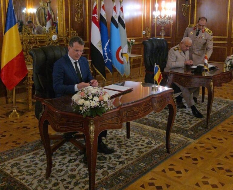 România a semnat un memorandum de cooperare militară cu Egipt