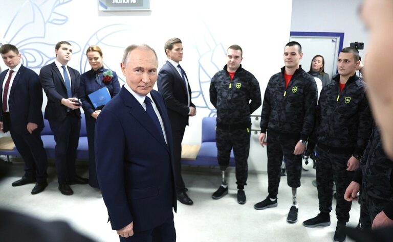 George Friedman: Ultima mutare care i-a mai rămas lui Putin