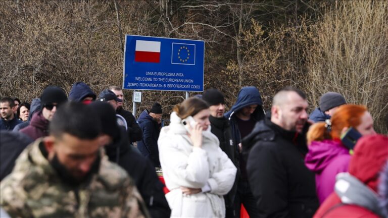 Zeci de imigranţi au trecut graniţa în Polonia printr-un tunel secret din Belarus