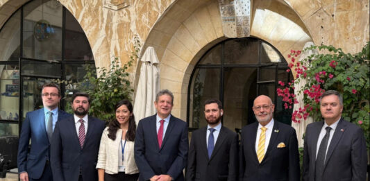Top Armenian officials meet November 28 with Israeli officials in front of a restaurant in Jerusalem (photo courtesy Israel Ministry of Foreign Affairs)