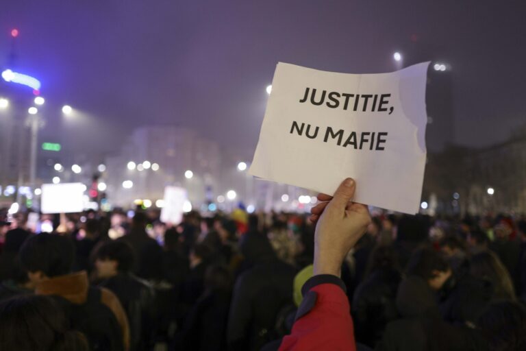 Romanian justice protests: hundreds of magistrates denounce ‘systemic abuses’ of judiciary