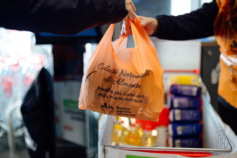 Solidaritate record: peste 200 de tone de alimente strânse în trei zile în Transilvania