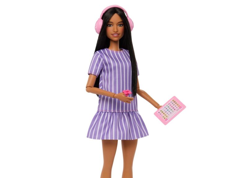 Lansarea păpușii Barbie cu tulburare de spectru autist, salutată drept un „moment de referință”