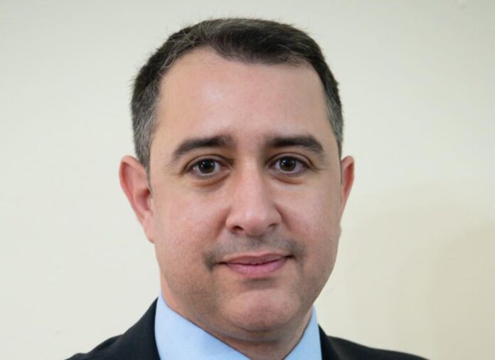 Un scandal de presupusă corupţie în Cipru, ţară aflată la preşedinţia Consiliului UE, ia amploare odată cu demisia principalului consilier al preşedintelui
