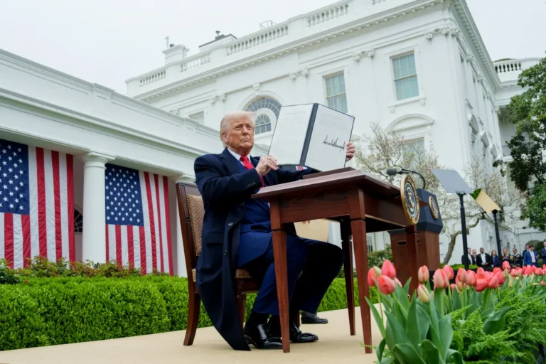 Renașterea manufacturieră a Americii, care nu s-a mai produs. Tarifele impuse de Trump au afectat fabricile pe care ar fi trebuit să le protejeze