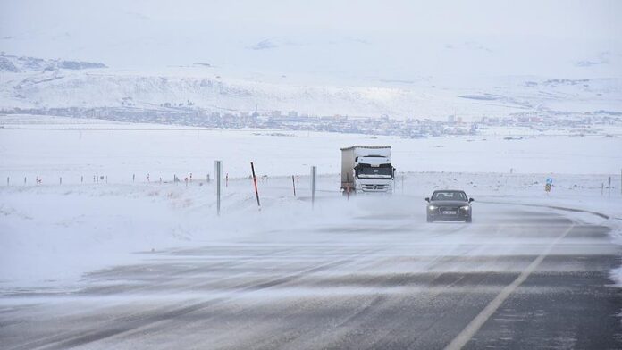 Atenționare MAE de călătorie în Bulgaria: Restricționare temporară a traficului autovehiculelor din cauza condițiilor meteorologice