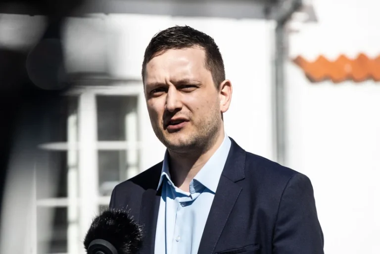 Premierul Groenlandei afirmă că nu știe ce înțelegere au făcut Trump și Rutte despre insulă
