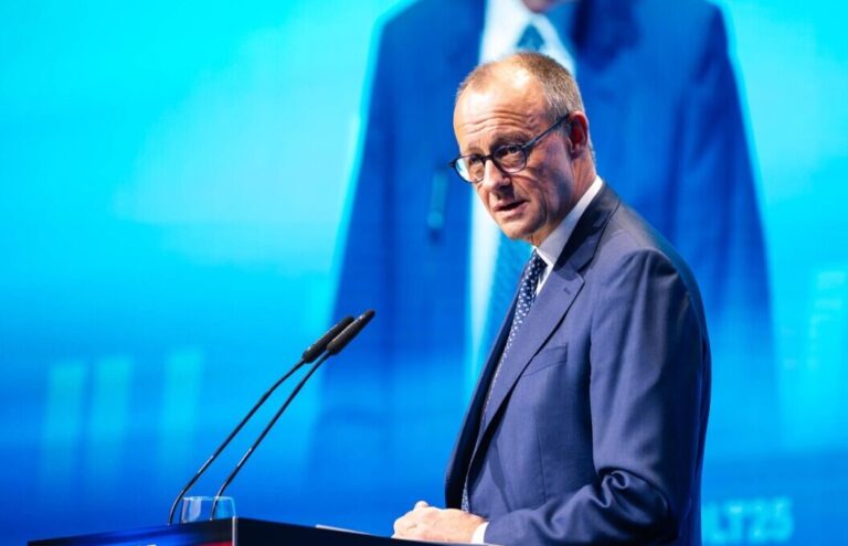 Merz: Criza energetică ar putea obliga Germania să mențină operaționale mai mult timp centralele pe cărbune