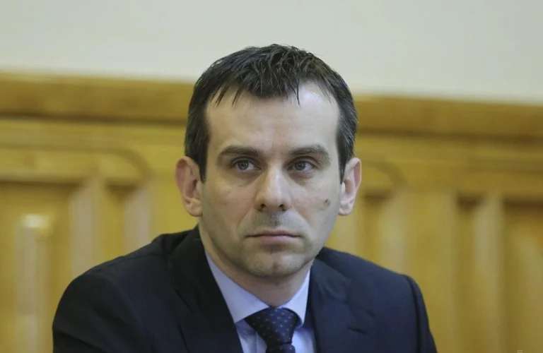 Șeful comisiei electorale atrage atenția asupra organizării unor alegeri pripite post-război