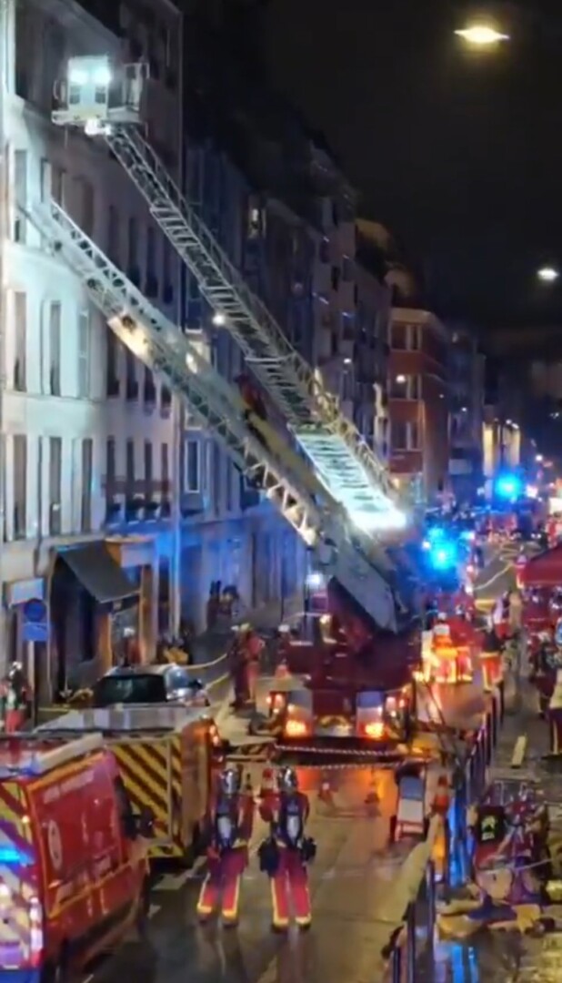 Paris | Cel puţin un rănit grav după ce un apartament s-a prăbuşit peste cel de dedesubt