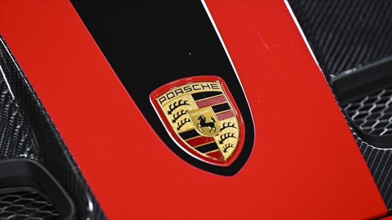 Porsche anunță un declin al vânzărilor globale de 10% în 2025