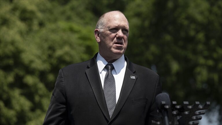 Emisarul lui Trump în Minneapolis, ”ţarul frontierelor” Tom Homan, anunţă retragerea ”imediată” a 700 de poliţişti ai imigraţiei