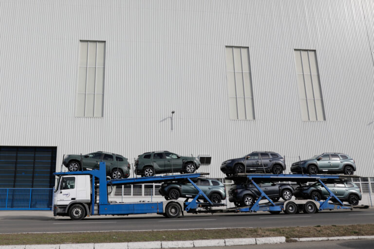 ACAROM: Producția de automobile din România s-a diminuat cu 2,6%, în 2025