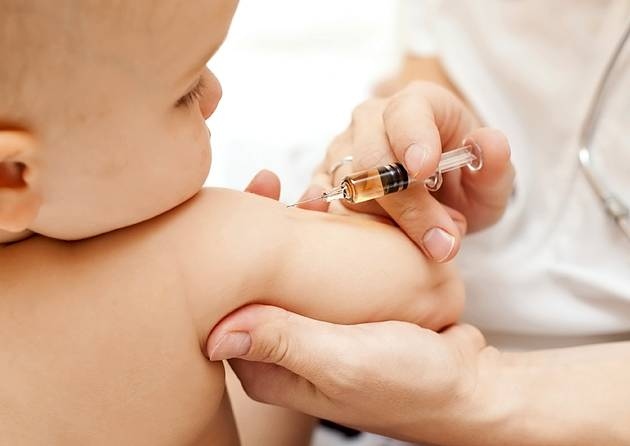 Salvați Copiii: România se confruntă cu cea mai gravă criză de vaccinare din ultimele decenii