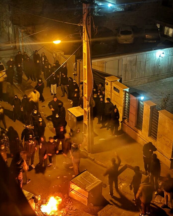 Cum și-a ascuns regimul iranian reprimarea brutală a manifestațiilor / Ce soluții există pentru restabilirea internetului