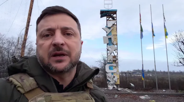 Ucraina impune sancţiuni furnizorilor străini de componente pentru rachetele ruseşti
