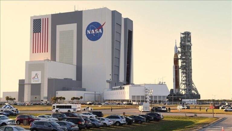 Motivele pentru care NASA se întoarce pe Lună după mai bine de 50 de ani