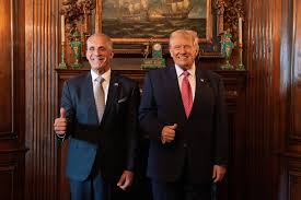 Trump a dezvăluit apropierea față de noul preşedinte al Hondurasului
