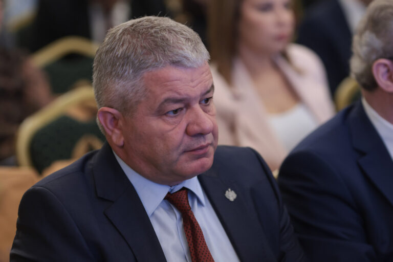 Fostul ministru al Sănătăţii Florian Bodog, achitat definitiv în dosarul în care a fost acuzat de abuz în serviciu
