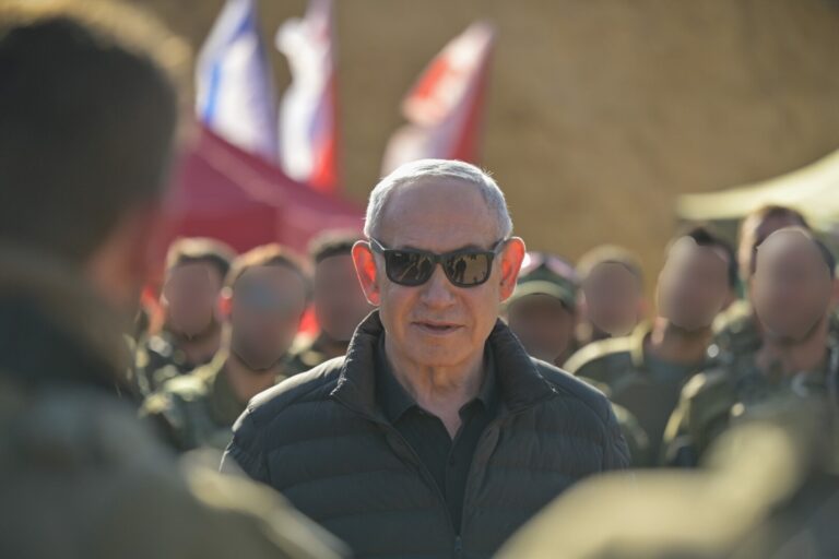 Atac israelian într-un sat din Liban, soldat cu cel puțin șapte morți. Atacuri și în Beirut