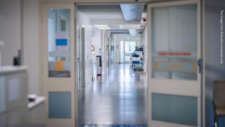 Czechia: Over 40 searches and 12 detentions in probe into healthcare sector fraud