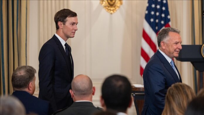 Witkoff şi Kushner pleacă în Pakistan pentru discuţii cu Iranul, anunţă Casa Albă