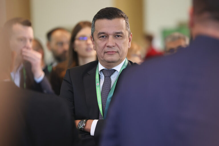 Politolog, despre alianţa PSD-AUR: Periclitează parcursul european al României