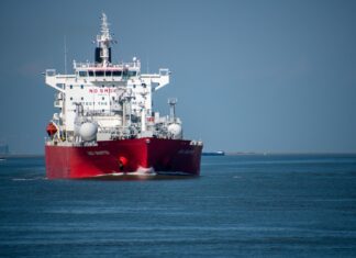 Global Supertanker Orders Rise While Oil Demand Signals Look Mixed