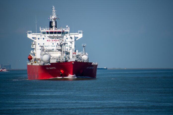 petrolier comert