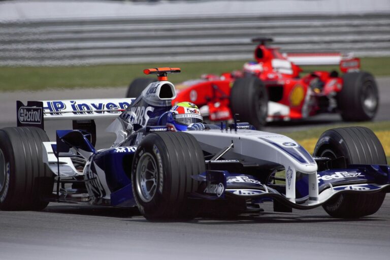 Formula 1 va reveni la motoarele V8, începând din 2030 sau 2031