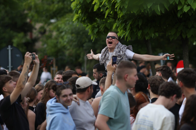 Jandarmeria Română: Vom avea drone care vor monitoriza punctele de control acces de la concertul lui Max Korzh