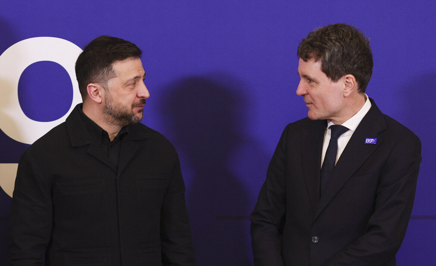 Zelenski, la B9: Trebuie dovedit că NATO nu se va dezmembra / Să discutăm despre o Uniune Europeană care se poate baza pe forţele proprii de apărare