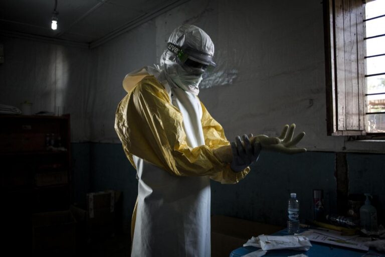 INSP: Probabilitatea de infecție cu Ebola este foarte scăzută pentru populația generală din Europa