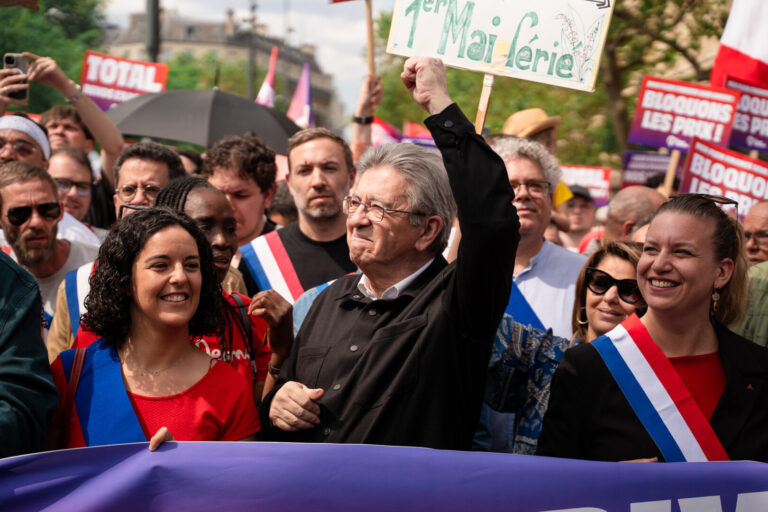 Generația Z din Franța, îndrăgostită de un socialist radical de 74 de ani