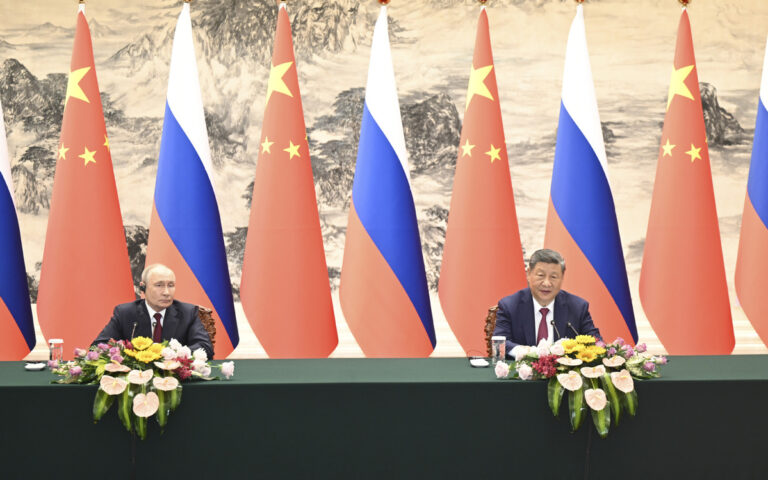 Cum ajută China, pe tăcute, Rusia