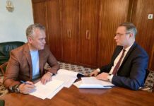 Adrian Veştea a publicat o fotografie în care apare alături de Luca Niculescu, „viitor ministru de Externe”