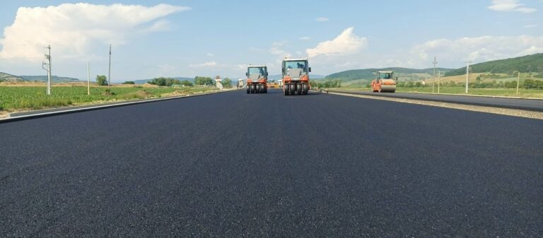 Autostrada Unirii A8 prinde contur. Când se va circula pe primii kilometri