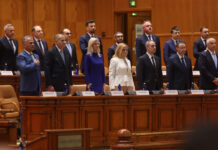 Presa internaţională: Criza politică se adânceşte în România după ce parlamentarii au respins noul guvern